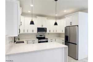 2801 3rd Street, Cape Coral, FL 33991 - MLS#2026023529