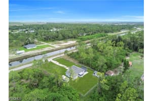 2021 Hines Avenue, Alva, FL 33920 - MLS#2026023543