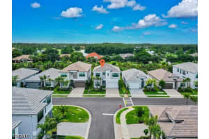 20581 Fair Oak Ln, Estero