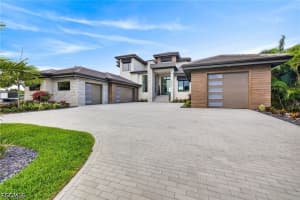 6924 Old Whiskey Creek Drive, Fort Myers, FL 33919 - MLS#2026023672