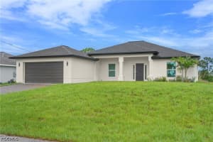 4402 4402 NE 14th Place, Fort Myers, FL 33909 - MLS#2026023722