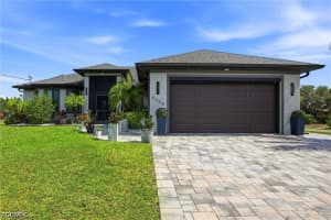6608 Abbott St, Fort Myers