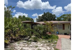 1635 Kensington Ct, Fort Myers