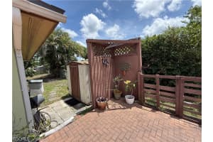 1635 Kensington Court, Fort Myers, FL 33907 - MLS#2026024118