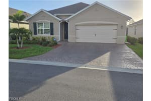 20352 Camino Torcido Loop, North Fort Myers
