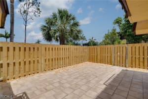 4047 Sandlewood Lane, Fort Myers, FL 33907 - MLS#2026024329