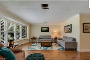 1347 Oaklawn Court, Fort Myers, FL 33919 - MLS#2026024596