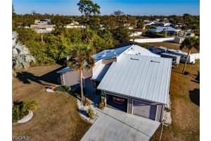 643 Blue Lane, Port Charlotte, FL 33952 - MLS#2026024806