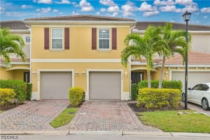 3739 Crofton Court, Fort Myers, FL 33916, - MLS#2026024823