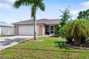 152 Nicholas Parkway, Cape Coral, FL 33990 - MLS#2026024912