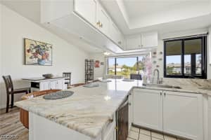 5830 Trailwinds Drive, Fort Myers, FL 33907 - MLS#2026024978