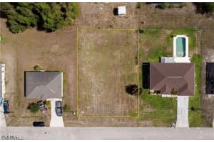 225 Manasota Street, Fort Myers, FL 33913 - MLS#2026024997