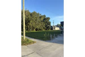 1925 Suwanee Avenue, Fort Myers, FL 33901 - MLS#2026025145