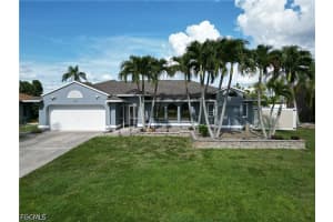 111 Se 21st Ave, Cape Coral