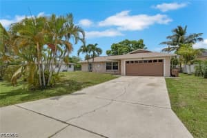 621 Sw 29th Ter, Cape Coral 621 Sw 29th Ter, Cape Coral