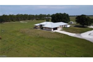 33600 Bermont Rd, Punta Gorda 33600 Bermont Rd, Punta Gorda