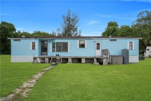 7993 Ebson Dr, North Fort Myers