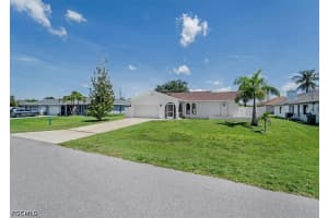623 31st Lane, Cape Coral, FL 33904 - MLS#2026025816