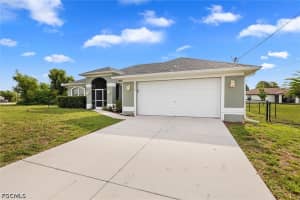 3225 2nd Place, Cape Coral, FL 33993 - MLS#2026025893