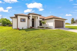 7 19th Place, Cape Coral, FL 33991 - MLS#2026026137