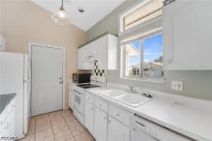 5581 Longleaf Drive, North Fort Myers, FL 33917 - MLS#2026026360