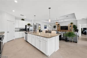 3335 Menores Way, Fort Myers, FL 33905 - MLS#2026026386