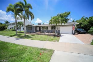 1410 Paloma Drive, Fort Myers, FL 33901 - MLS#2026026544