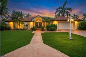 5231 Greenbriar Drive, Fort Myers, FL 33919 - MLS#2026026586