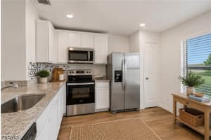 219 25th Terrace, Cape Coral, FL 33993 - MLS#2026026660