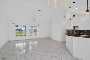 827 29th Terrace, Cape Coral, FL 33914 - MLS#2026026772
