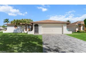 1717 11th Terrace, Cape Coral, FL 33990 - MLS#2026027086