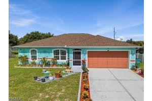 1902 2nd Place, Cape Coral, FL 33993 - MLS#2026027293