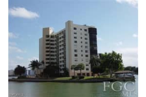 4265 Bay Beach Ln, Fort Myers Beach, FL 33931, Sold 10/01/15