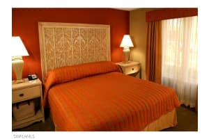 221 9th St S #217, Naples, FL 34102, Sold 01/08/14