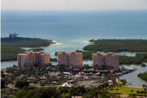 435 Dockside Dr, Naples, FL 34110, Sold 03/17/14