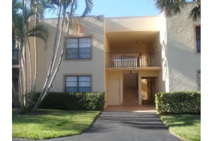 12491 McGregor Blvd APT 2, Fort Myers, FL 33919, Sold 02/24/14