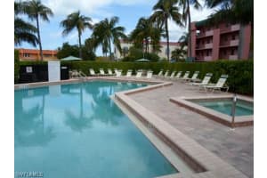 801 River Point Dr, Naples, FL 34102, Sold 04/30/14