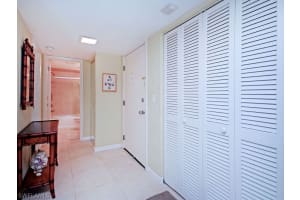 760 Sextant Dr UNIT 332, Sanibel, FL 33957, Sold 01/07/16