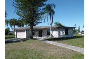 1425 Caywood Cir N, Lehigh Acres, FL 33936, Sold 10/14/14