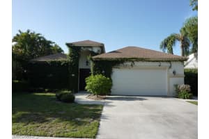 1931 Timberline Dr, Naples, FL 34109, Sold 10/09/14