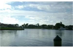 1908 SE 43rd St APT 207, Cape Coral, FL 33904, Sold 10/06/14