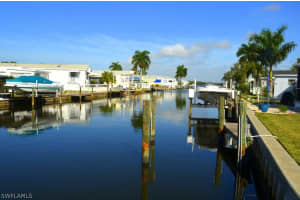 22 Doubloon Way, Fort Myers Beach, FL 33931, Sold 04/02/15