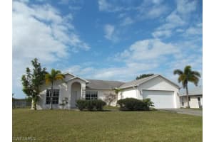 1527 Crestwood Cir W, Lehigh Acres, FL 33936, Sold 03/13/15