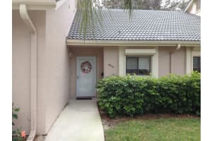 604 Arbor Lake Dr, Naples, FL 34110, Sold 03/26/15