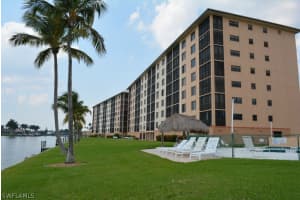 4280 SE 20th Pl APT 403, Cape Coral, FL 33904, Sold 04/29/15