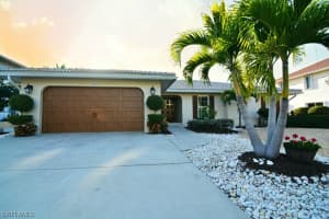 11600 Isle of Palms Dr, Fort Myers Beach, FL 33931, Sold 04/30/15