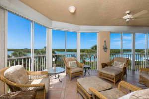 435 Dockside Dr, Naples, FL 34110, Sold 03/31/16