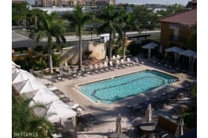 221 9th St S #213, Naples, FL 34102, Sold 04/30/15