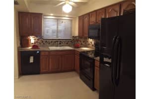 2121 Collier Ave APT 216, Fort Myers, FL 33901, Sold 02/05/16