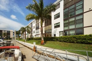 803 River Point Dr, Naples, FL 34102, Sold 12/22/15